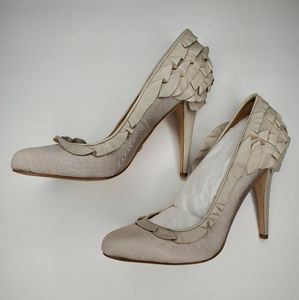 New Badgley Mischka Tai Pumps